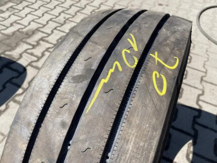 Opona używana ciężarowa 235/75R17.5 MICHELIN X LINE ENERGY T / 10mm