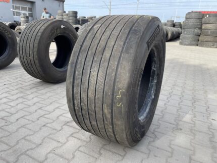  Opona używana ciężarowa naczepowa mega 445/45R19.5 PIRELLI HO2 PRO TRAILER / 6-8mm
