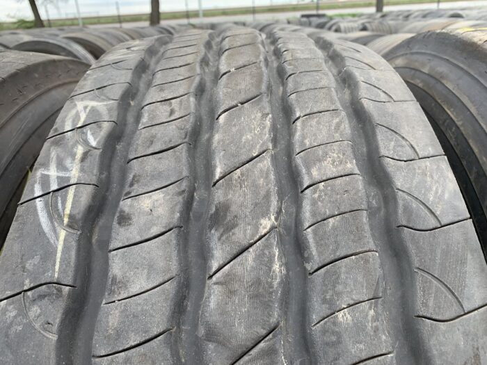Opony ciężarowe używane naczepowe 385/65R22.5 SAVA CARGO 5 / 8-11mm