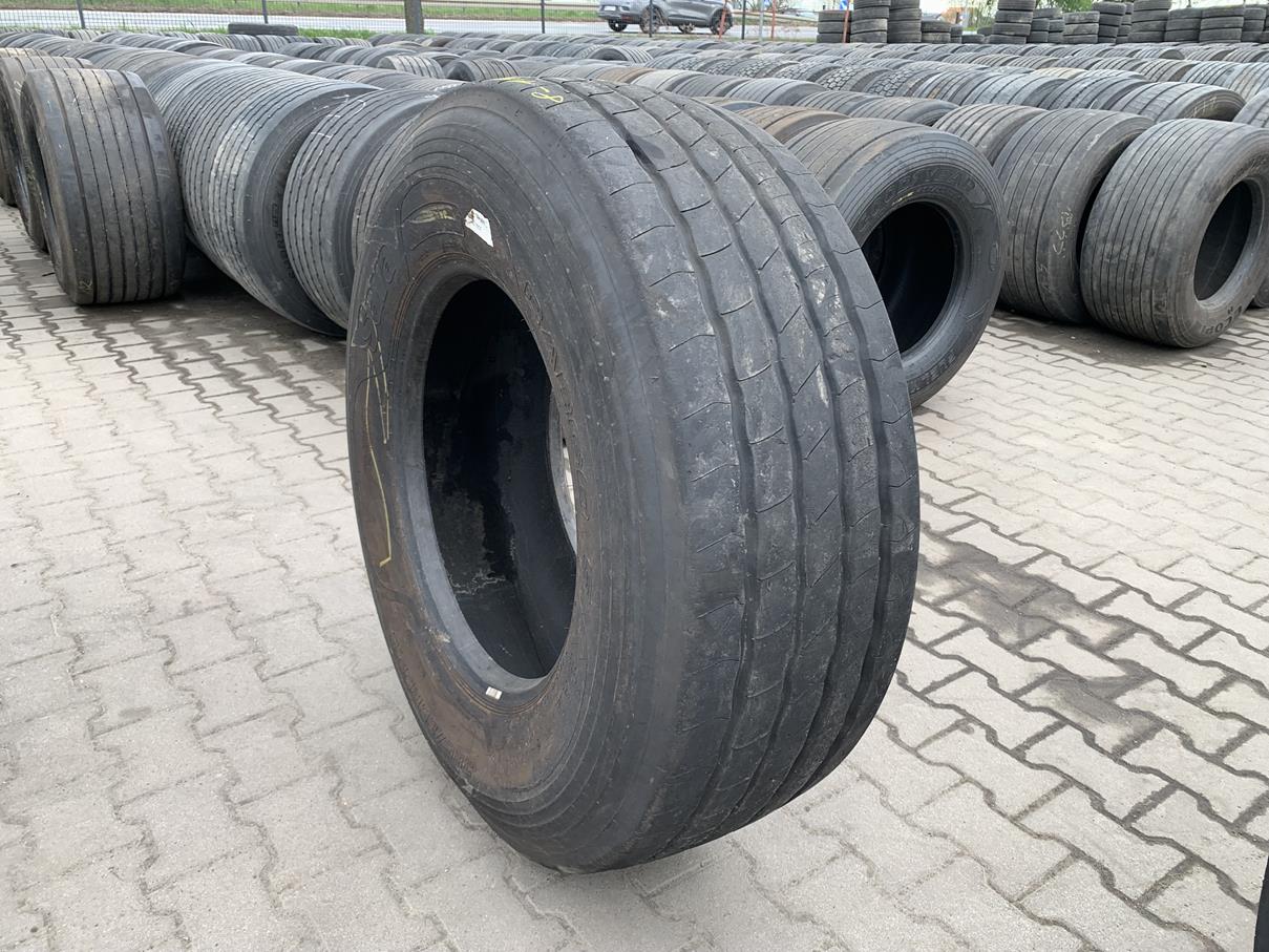 Opona ciężarowa używana naczepowa 385/65R22.5 SAVA CARGO 5 / 8-11mm Opona ciężarowa używana naczepowa 385/65R22.5 SAVA CARGO 5 / 8-11mm