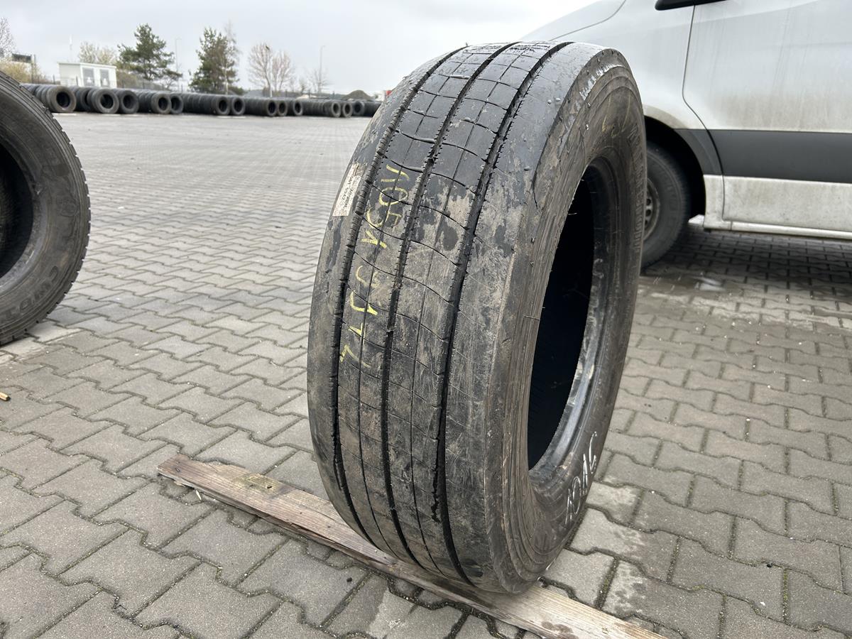 Opona używana ciężarowa do naczepy 385/55R22.5 NEXT TREAD NT RHT II / 12-14mm Opona używana ciężarowa przednia 315/60R22.5 BRIDGESTONE DURAVIS R-STEER 002 / 9-11mm