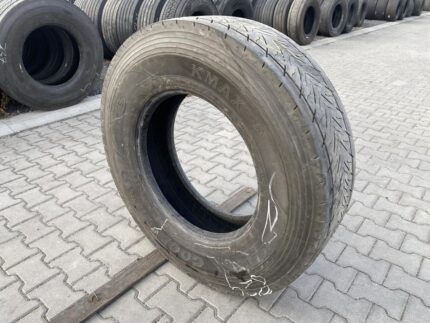 Opona ciężarowa używana napędowa 295/80R22.5 GOODYEAR KMAX D / 10-11mm