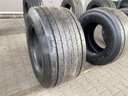  Opona ciężarowa używana naczepowa 435/50R19.5 GOODYEAR FUELMAX T / 100% BIEŻNIKA