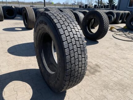  Opona używana ciężarowa napęd 295/80R22.5 MICHELIN XDN2 GRIP / 21-22mm
