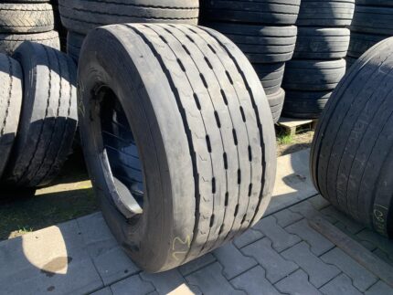  Opona używana ciężarowa do naczepy mega 445/45R19.5 MICHELIN X MULTI T HL / 10-12mm