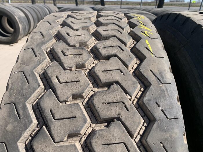Opony używane ciężarowe naczepowe budowlane 385/65R22.5 WINDPOWER WGC28 / 13-16mm