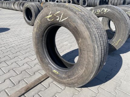 Opona ciężarowa używana prowadząca 265/70R17.5 PIRELLI R02 PROFUEL STEER / 13mm