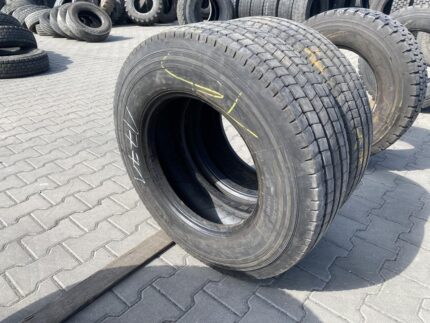 Opony używane ciężarowe prowadzące 235/75R17.5 MICHELIN XZE2 / 12mm