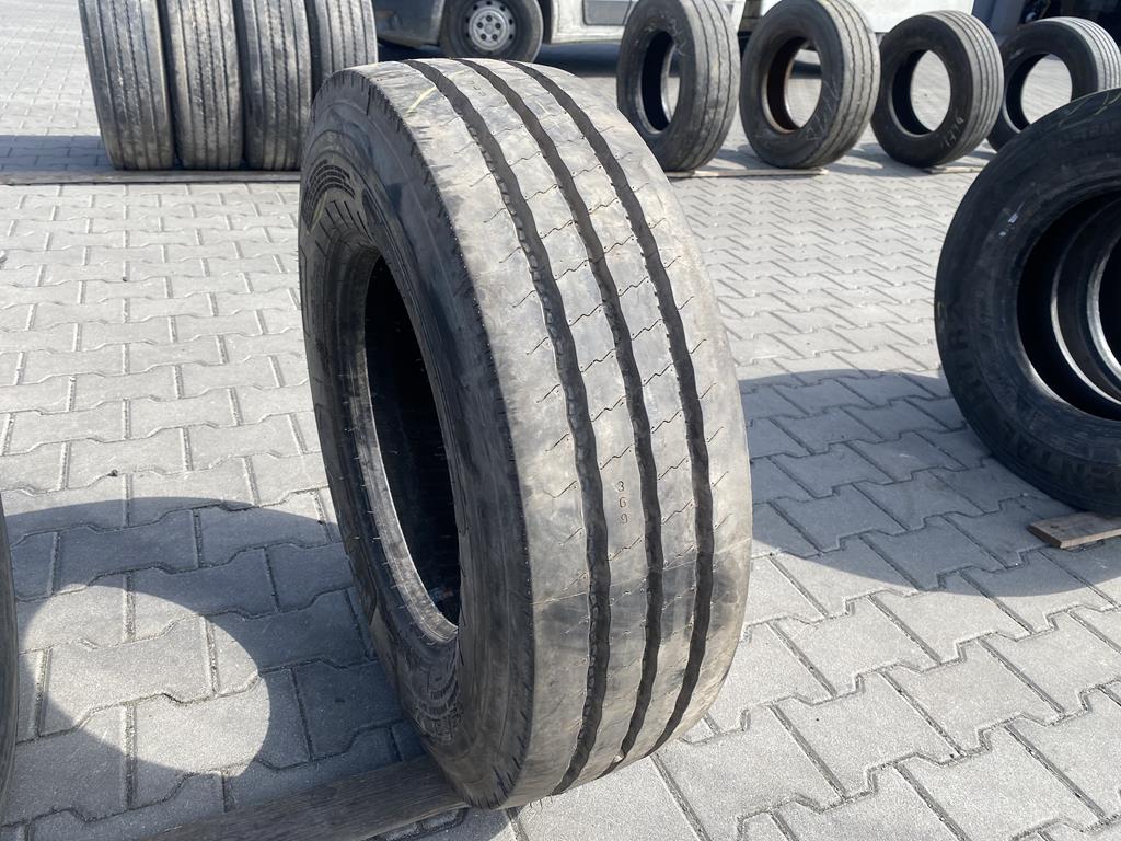 Opona używana ciężarowa napęd budowlany 315/80R22.5 PIRELLI TG:01 / 17-20mm Opona ciężarowa używana naczepowa 235/75R17.5 NOKIAN NTR 72 / 11mm