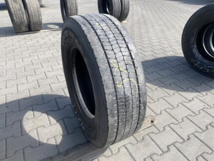  Opona ciężarowa używana napędowa 235/75R17.5 GOODYEAR REGIONAL RHD II / 5-6mm