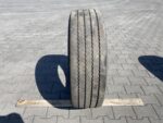 Opona ciężarowa używana naczepowa 245/70R19.5 SEMPERIT RUNNER T2 / 8-9mm