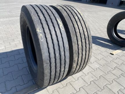 Opony ciężarowe używane prowadzące 305/70R19.5 MICHELIN XZE2+ / 10-11mm