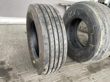  Opona ciężarowa używana prowadząca 315/70R22.5 CONTINENTAL CONTI ECOREGIONAL HS3+ / 11-12mm