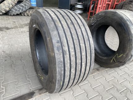  Opona ciężarowa używana naczepowa 445/45R19.5 GOODYEAR KMAX T GEN-2 / 9mm