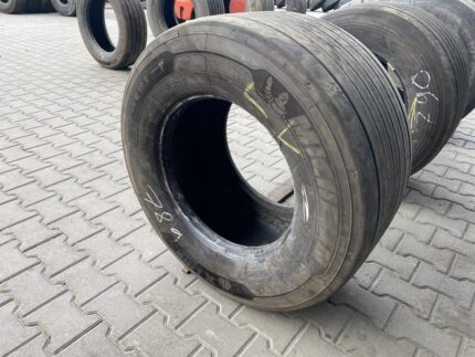 Opona ciężarowa używana naczepowa 445/45R19.5 MICHELIN X LINE ENERGY T / 7-8mm