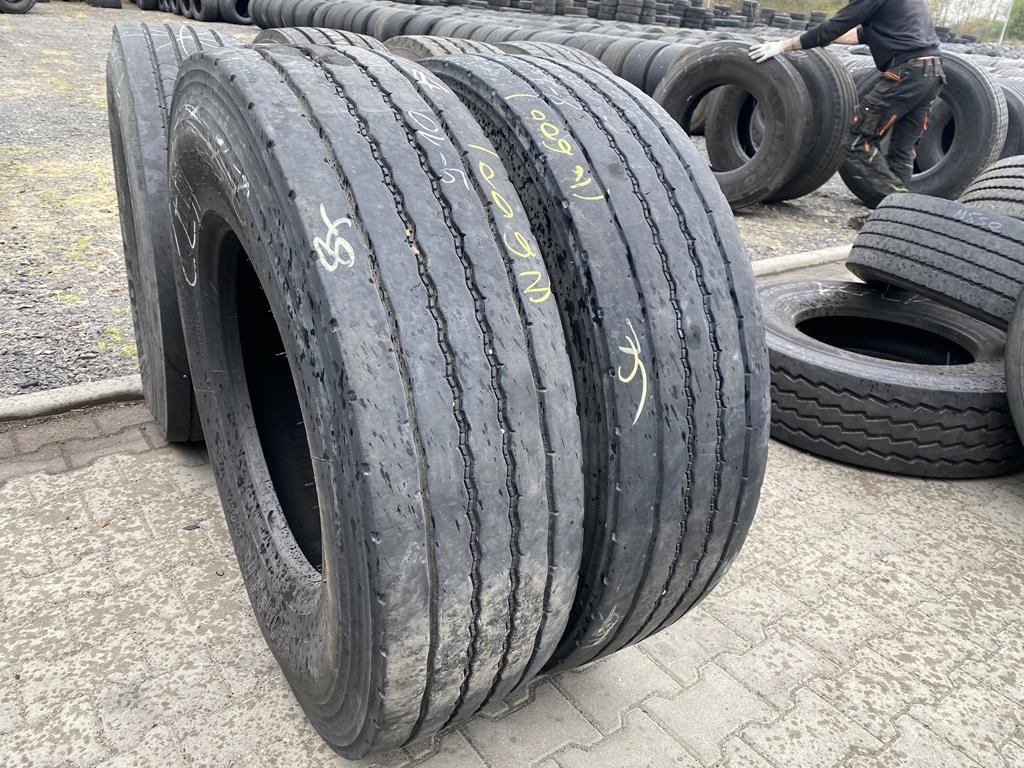 Używane opony ciężarowe prowadzące 315/80R22.5 BRIDGESTONE M-STEER 001 / 8-10mm Używane opony ciężarowe prowadzące 315/80R22.5 BRIDGESTONE M-STEER 001 / 8-10mm