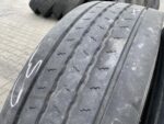 Opony ciężarowe używane prowadzące 315/80R22.5 SEMPERIT RUNNER F2 / 8mm
