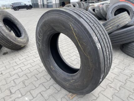 Opona ciężarowa używana prowadząca 315/80R22.5 SEMPERIT RUNNER F2 / 12mm