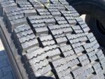Opona ciężarowa używana napędowa 295/80R22.5 BIEŻNIKOWANA TYP KOSTKA / 15mm