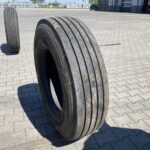  Opona ciężarowa używana prowadząca 295/80R22.5 DUNLOP SP352 / 11-12mm