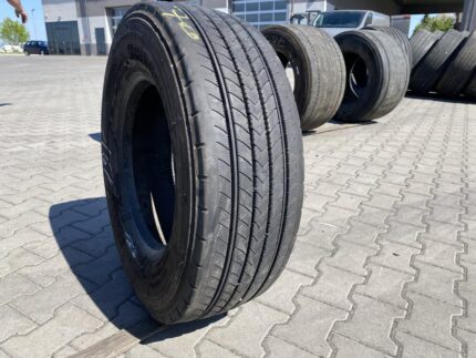  Opona ciężarowa używana prowadząca 265/70R17.5 BRIDGESTONE R227 / 11mm
