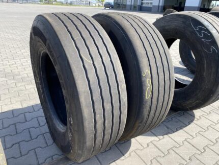  Opony ciężarowe używane naczepowe 385/65R22.5 RIKEN ROAD READY T / 8-9mm