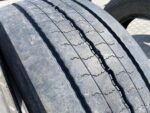 Opona ciężarowa używana prowadząca 385/65R22.5 BRIDGESTONE DURAVIS  R-STEER 002 / 10-11mm