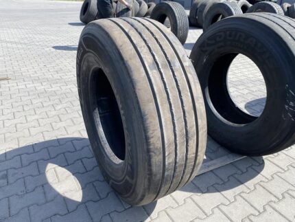  Opona ciężarowa używana naczepowa 385/65R22.5 UNIROYAL TH40 / 11mm