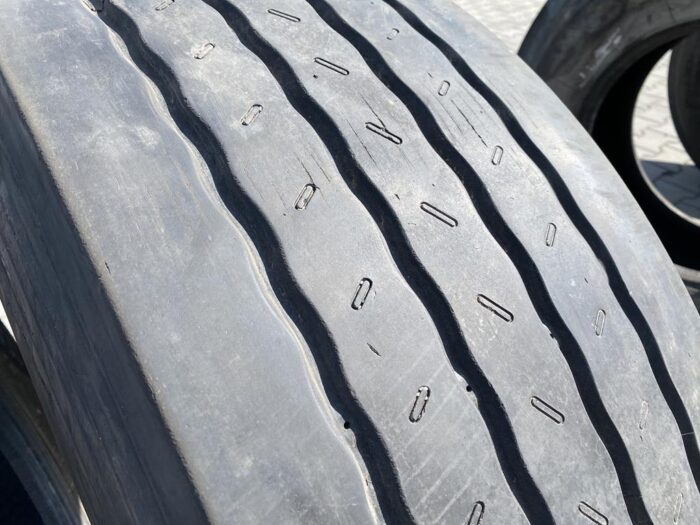 Opony ciężarowe używane naczepowe 385/65R22.5 ANTEO PRO-T II / 9-10mm