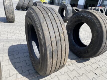  Opona ciężarowa używana naczepowa 385/65R22.5 FORMULA TRAILER / 11-12mm