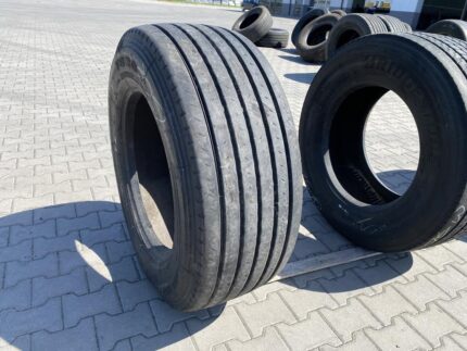  Opona ciężarowa używana naczepowa 385/55R22.5 LEAO T830 / 12-13mm