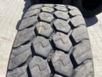 Opona używana ciężarowa naczepa budowlana 385/65R22.5 BIEŻNIKOWANA TYP BRIDGESTONE M-TRAILER 001 / 14mm