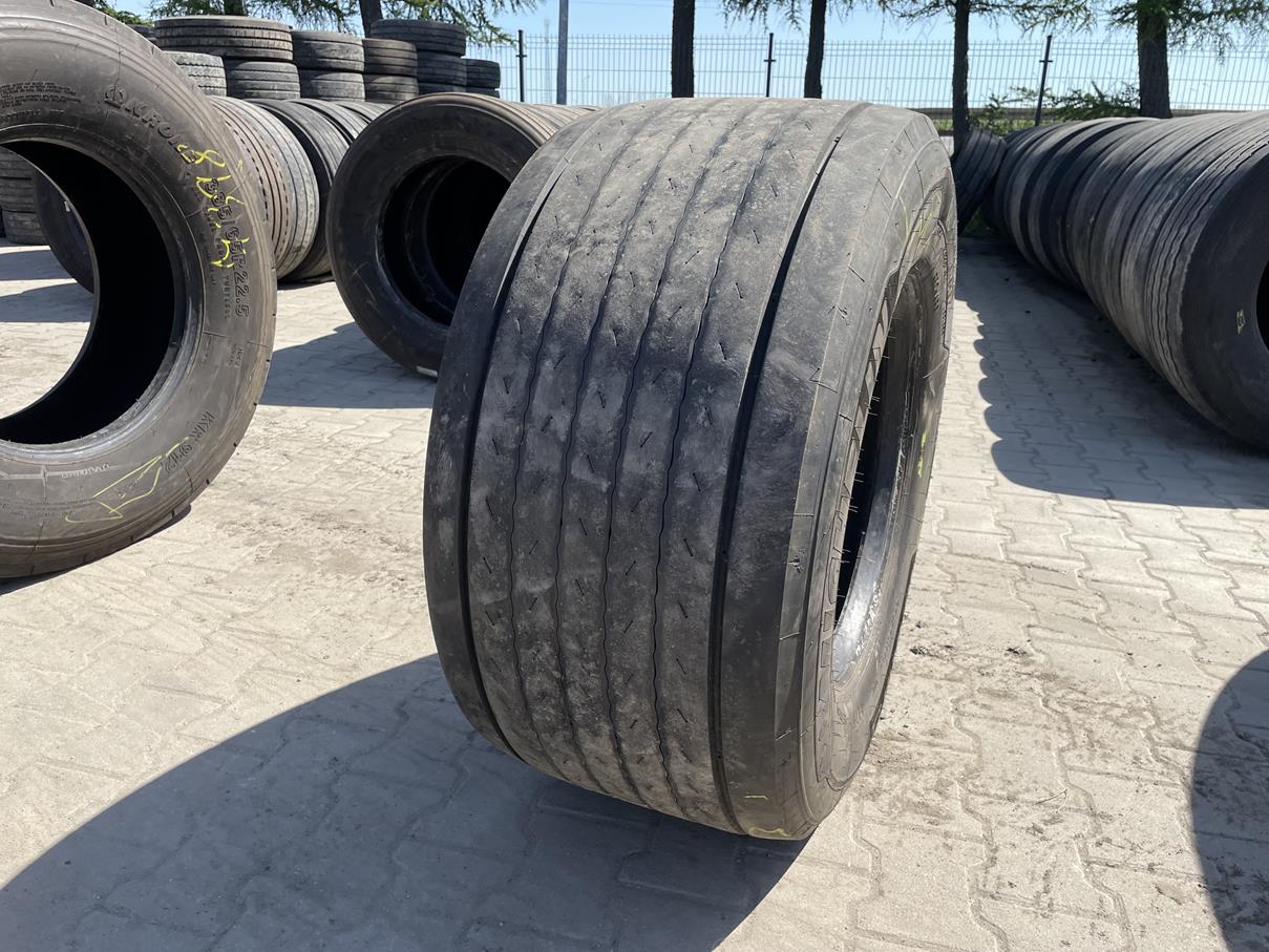 Opona używana ciężarowa naczepowa mega 445/45R19.5 MICHELIN X LINE ENERGY T / 9-10mm Opona używana ciężarowa naczepowa mega 445/45R19.5 MICHELIN X LINE ENERGY T / 9-10mm