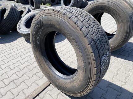 Opona ciężarowa używana napędowa 315/70R22.5 ARMSTRONG ADR11 / 12-13mm