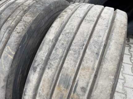 Opony używane ciężarowe naczepowe 385/65R22.5 GOODYEAR KMAX T HL / 13-17mm