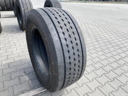  Opona ciężarowa używana prowadząca 385/55R22.5 GOODYEAR KMAX S GEN-2 / 10-11mm