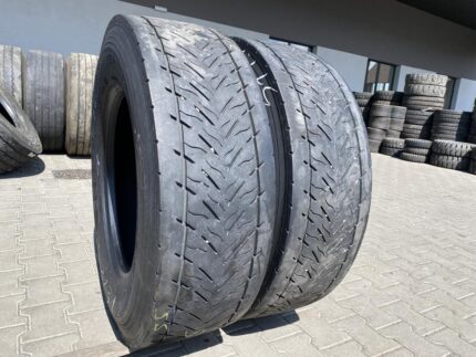  Opony ciężarowe używane napędowe 315/70R22.5 GOODYEAR KMAX D / 8-10mm