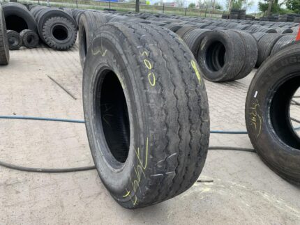 Opona używana ciężarowa do naczepy 385/65R22.5 BRIDGESTONE R168 PLUS / 7-8mm