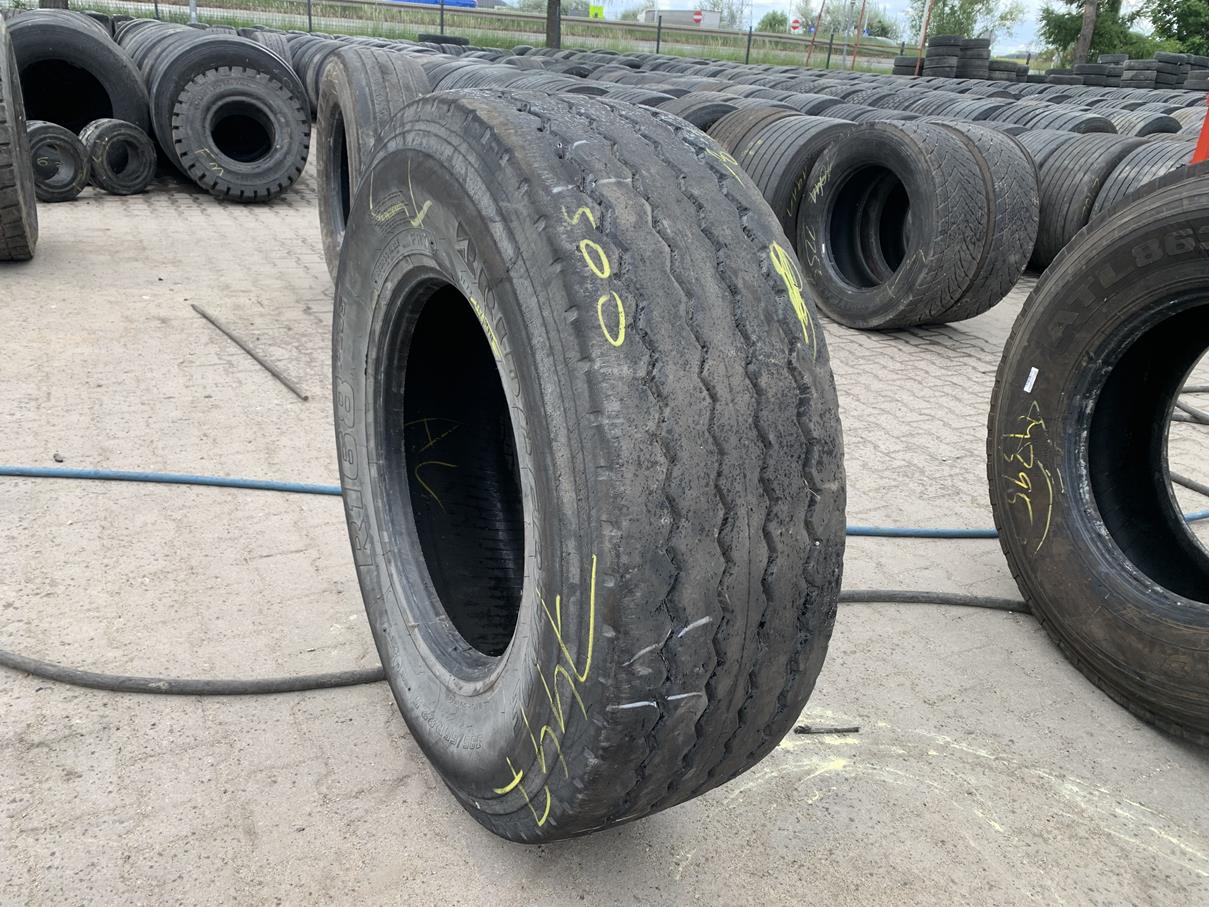 Opona używana ciężarowa do naczepy 385/65R22.5 BRIDGESTONE R168 PLUS / 7-8mm Opona używana ciężarowa do naczepy 385/65R22.5 BRIDGESTONE R168 PLUS / 7-8mm