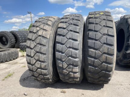 Opony używane przemysłowe 365/80r20 14.5-20 PIRELLI PISTA PS22 / 70% bieżnika