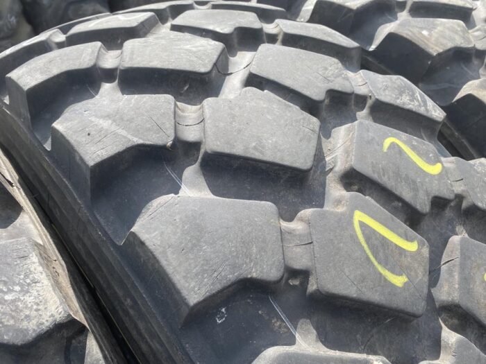 Opony używane przemysłowe 365/80r20 14.5-20 MICHELIN XZL / 90% bieżnika