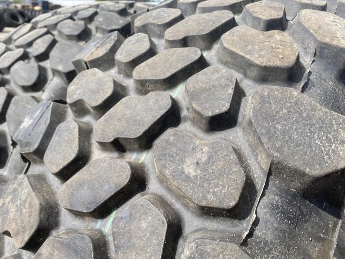 Opony używane przemysłowe 365/80r20 14.5-20 CONTINENTAL MPT81 / 95% bieżnika