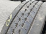 Opony ciężarowe używane przednie 315/80R22.5 GOODYEAR KMAX S GEN-2 / 12-13mm