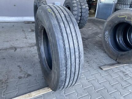 Opona ciężarowa używana prowadząca 295/80R22.5 MICHELIN X COACH Z / 8mm