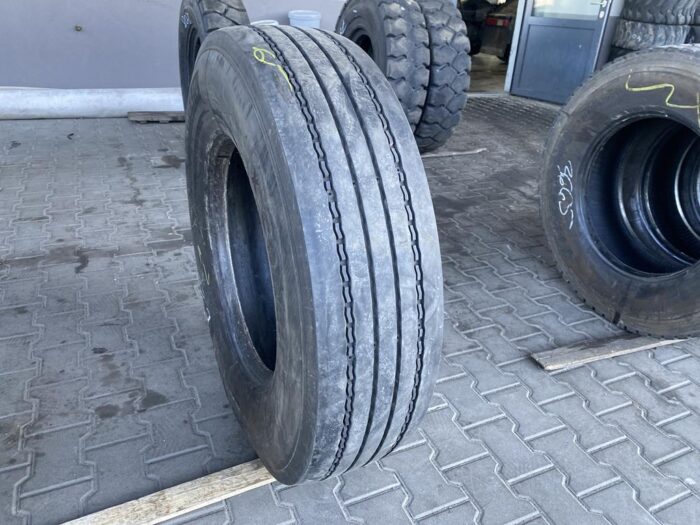 Opona ciężarowa używana prowadząca 295/80R22.5 MICHELIN X COACH Z / 8mm