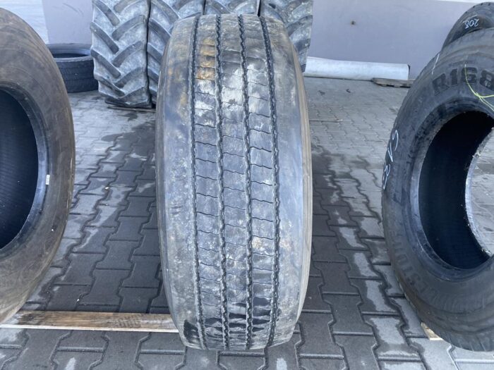 Opona używana ciężarowa prowadząca 385/65R22.5 PIRELLI FR:01 TRIATHLON / 11mm