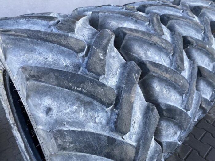 Opony przemysłowe / rolnicze 405/70R24, 16/70R24 MITAS MPT-01 / 60% bieżnika