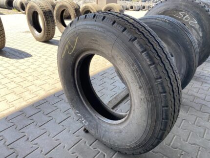 Opona ciężarowa używana prowadząca 9.00R20 MICHELIN XZA / 14mm