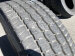Opona ciężarowa używana prowadząca 315/80R22.5 MICHELIN XFN2+ / 12-13mm