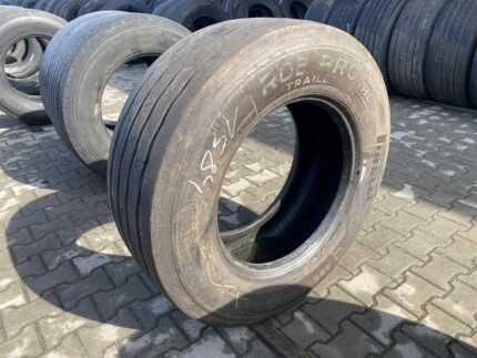 Opona ciężarowa używana naczepowa 385/55R22.5 PIRELLI R02 PRO TRAILER / 11-12mm